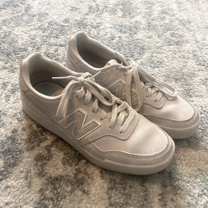 New Balance White Tennis Shoes